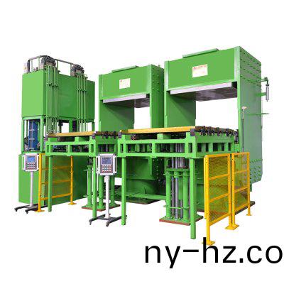 實心(xin)胎硫(liu)化機