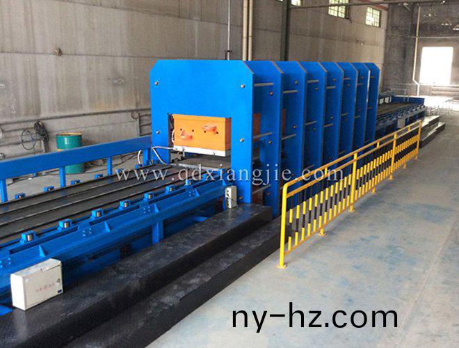 XLB - 1000x7000胎麵硫化機(jī)