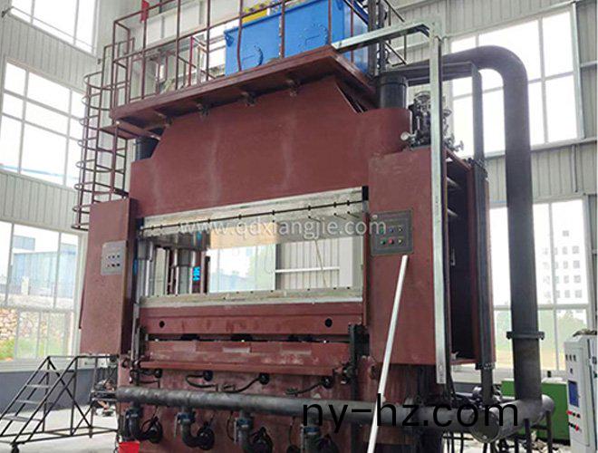 XLB—4000X1600換熱器(qi)密(mi)封(feng)件(jian)硫化(hua)機(jī)