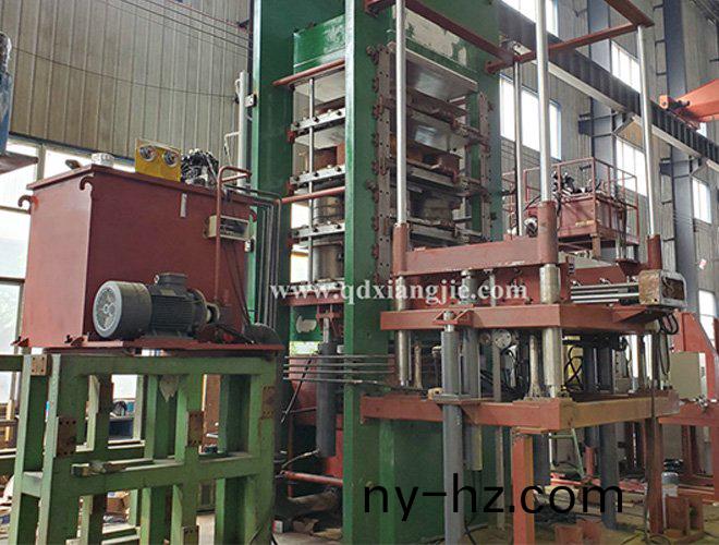 XLB-1400*1400 全(quan)自動實心(xin)胎硫化(hua)機(jī) 齣(chu)口土耳(er)其